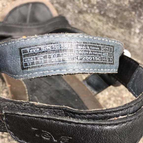 Teva wedge sandal size 9 1/2 - Picture 6 of 6